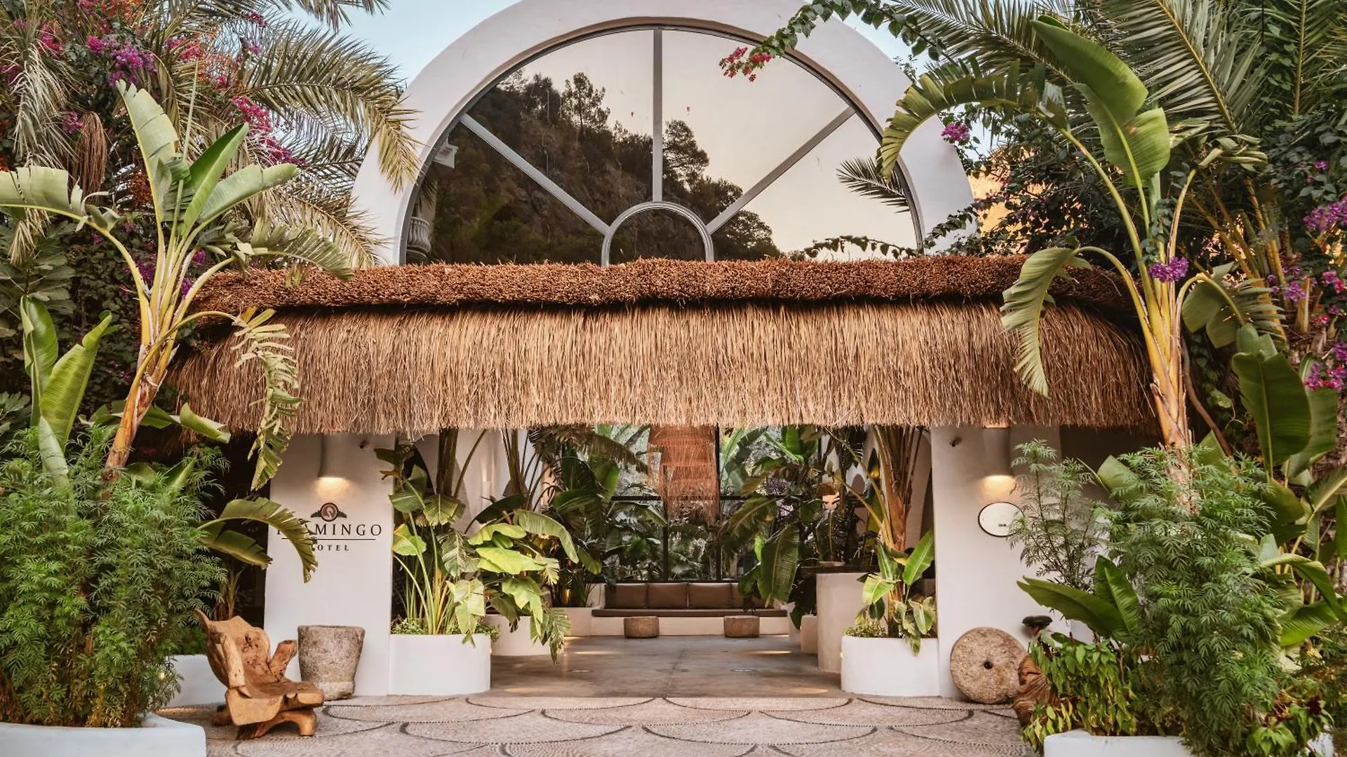 Flamingo Hotel & Spa - Pet Friendly Ολουντενίζ 3*,