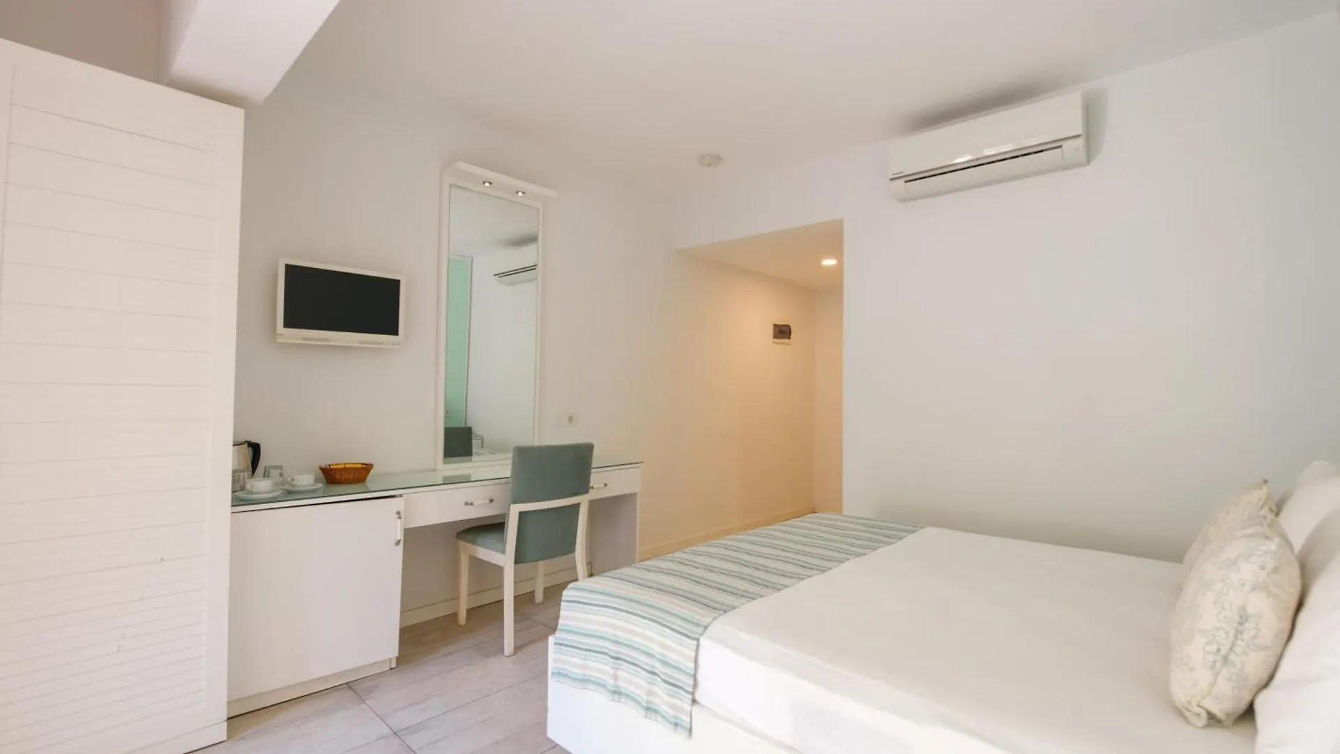 Flamingo Hotel & Spa - Pet Friendly Ölüdeniz